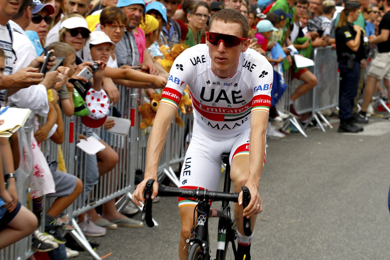 Dan Martin (UAE Team Emirates) rides to sign-on before stage 15
