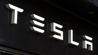 Tesla Stock: Another Analyst Moves to the Sidelines After Earnings