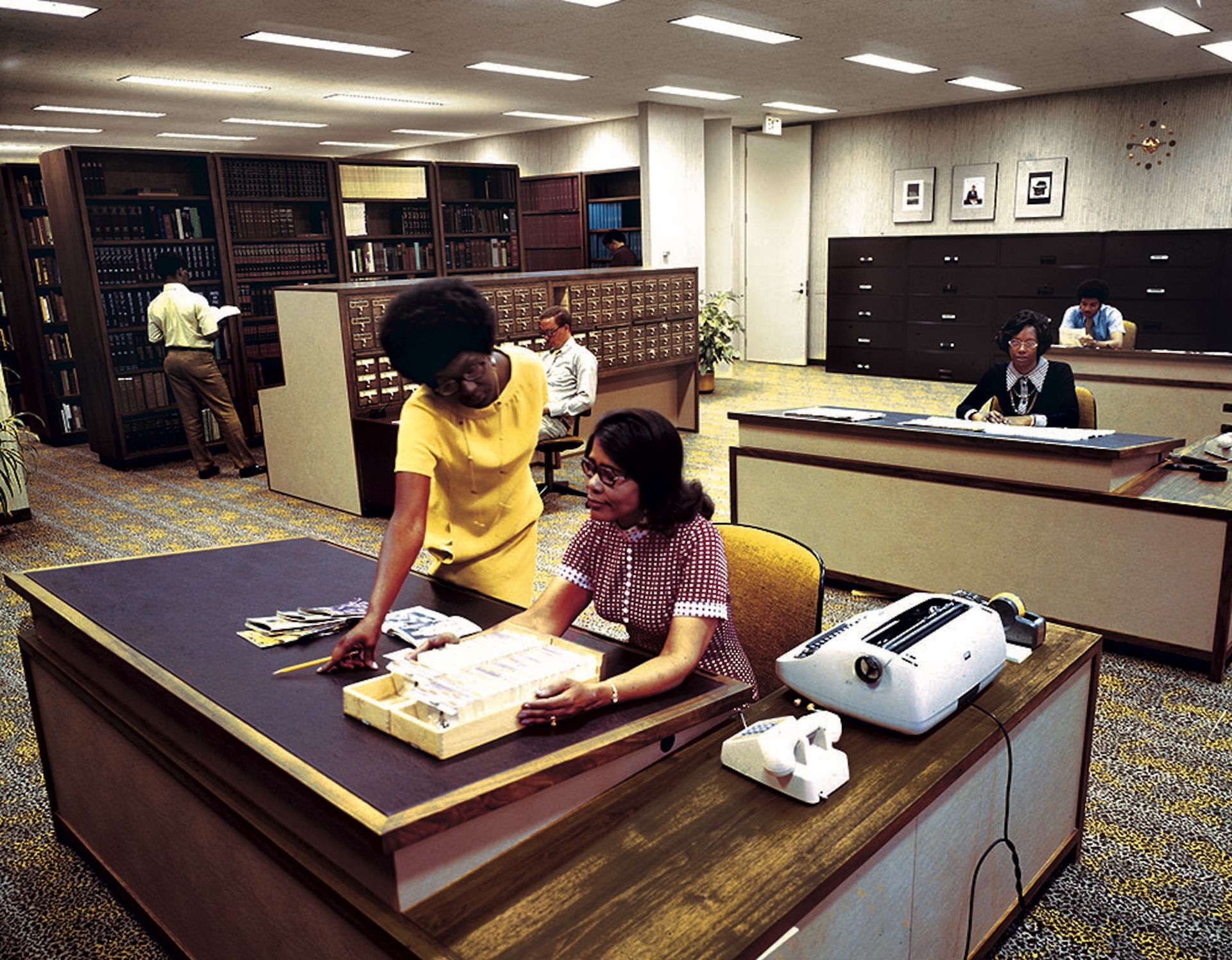 Ebony Jet Headquarters Chicago