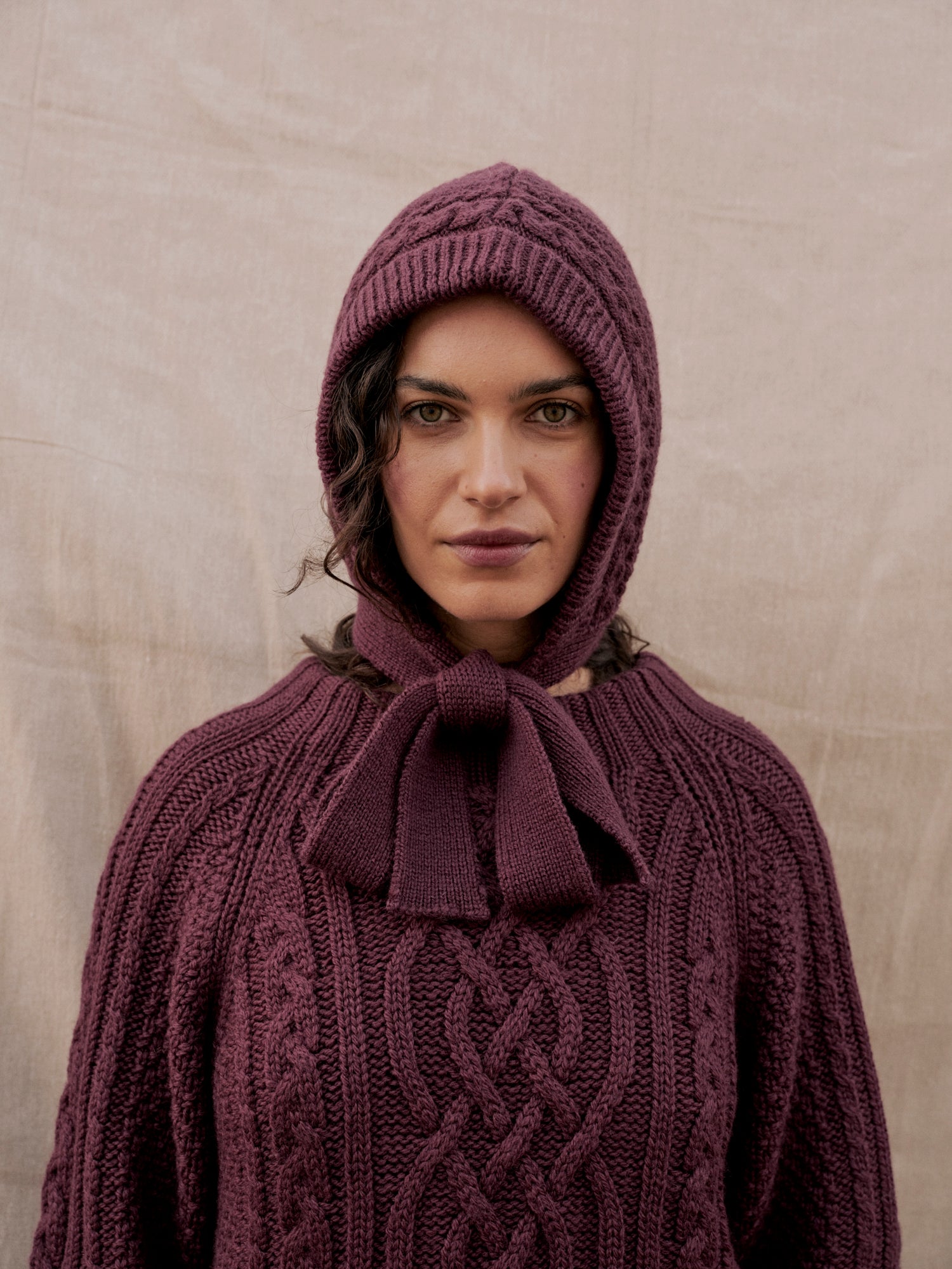 Whitby Bonnet in Plum