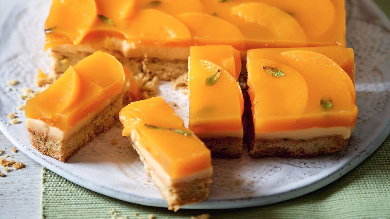 peach jelly slice mint shortbread