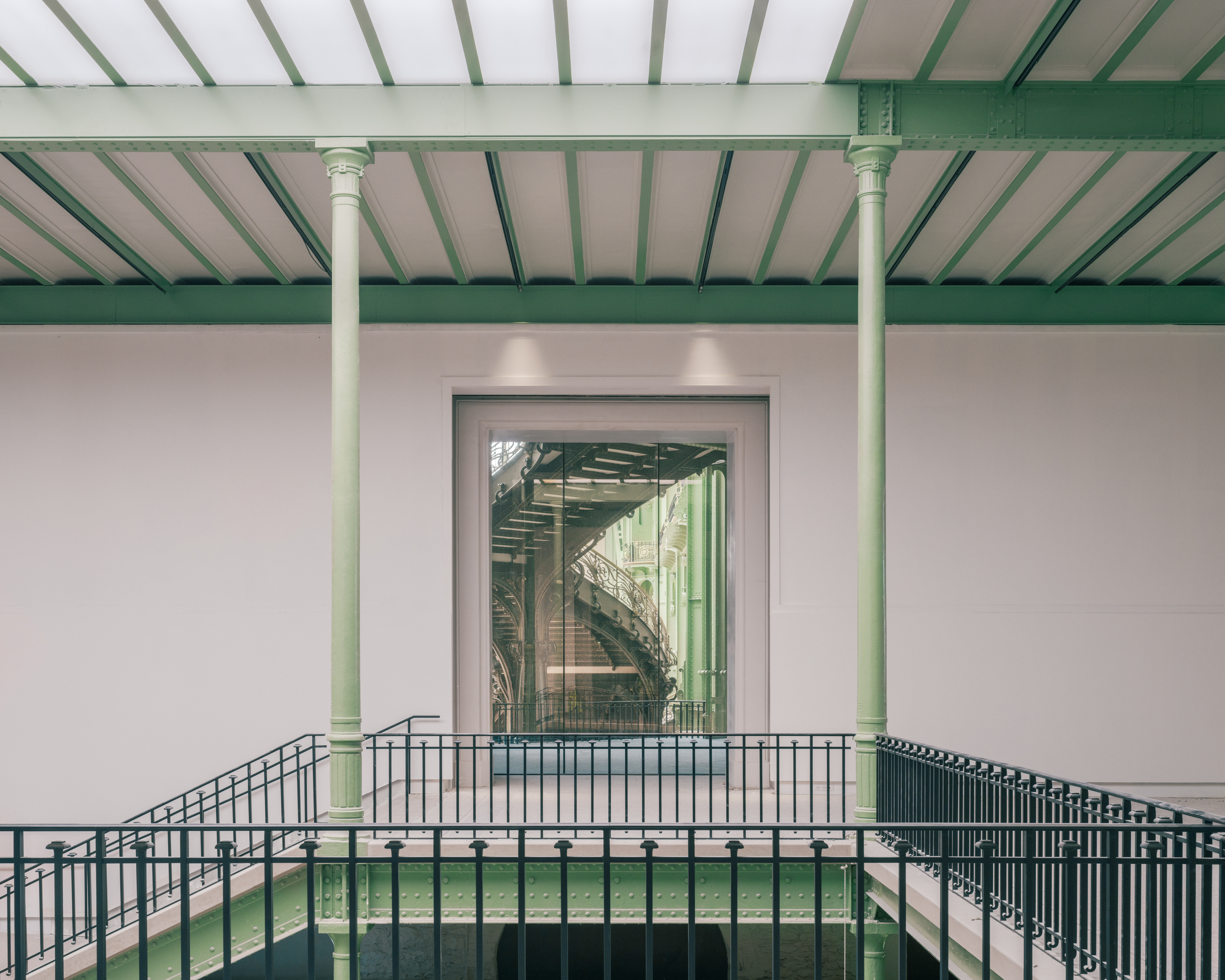 Grand Palais reopened with green framing and gorgeous stucco interiors renovated by chatillon architectes