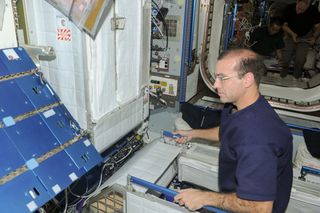 Mastracchio Participates in Emergency Drill on ISS