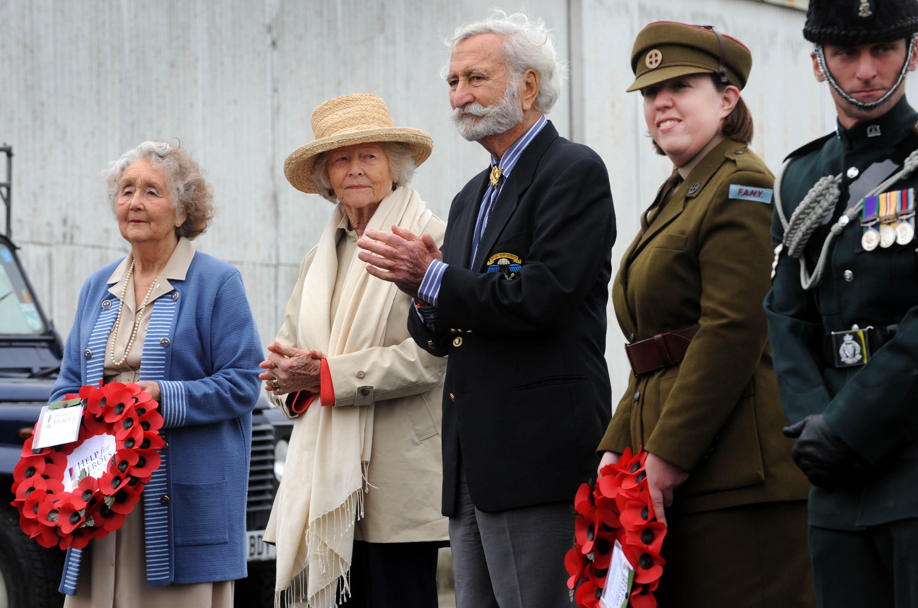 Anne Ponsonby and other SOE agents pictured in 2009