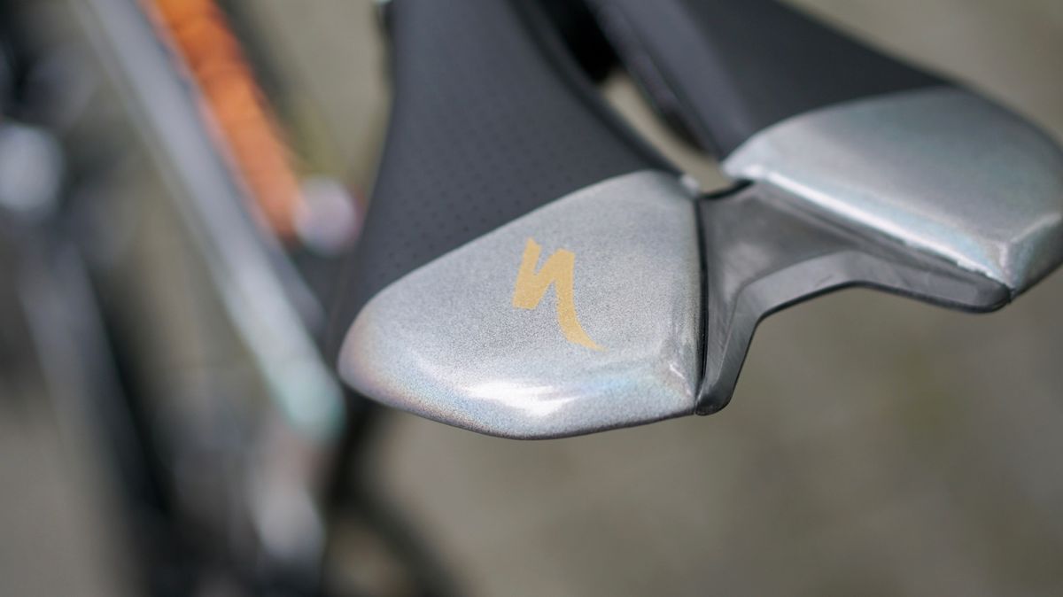 An iridescent Specialized Toupe to match the Tarmac