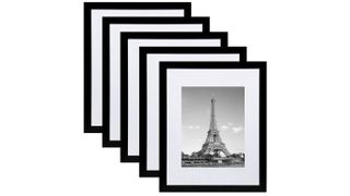 Upsimples photo frame show Eiffel Tower