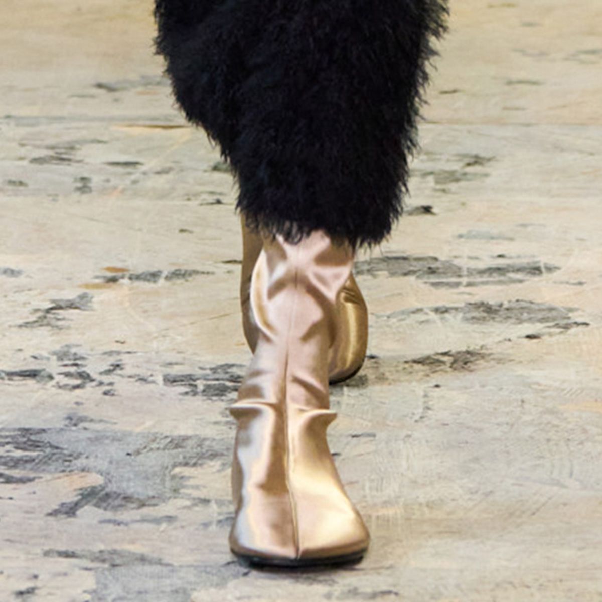 6 Controversial Shoe Trends Fashion People Are Buying This Year
