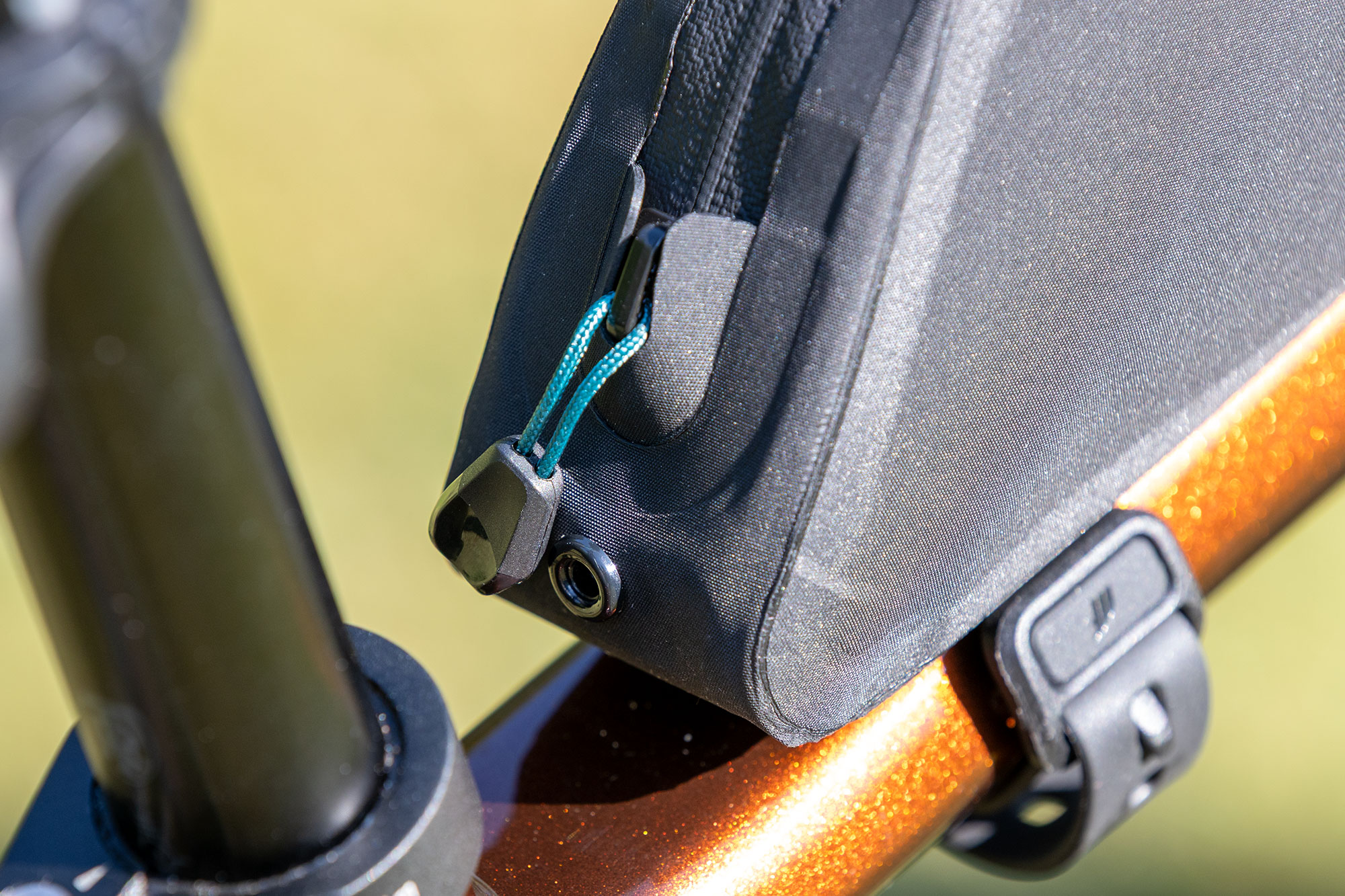 Tailfin Long Top Tube Bag, with detail of rain gutter at rear of bag