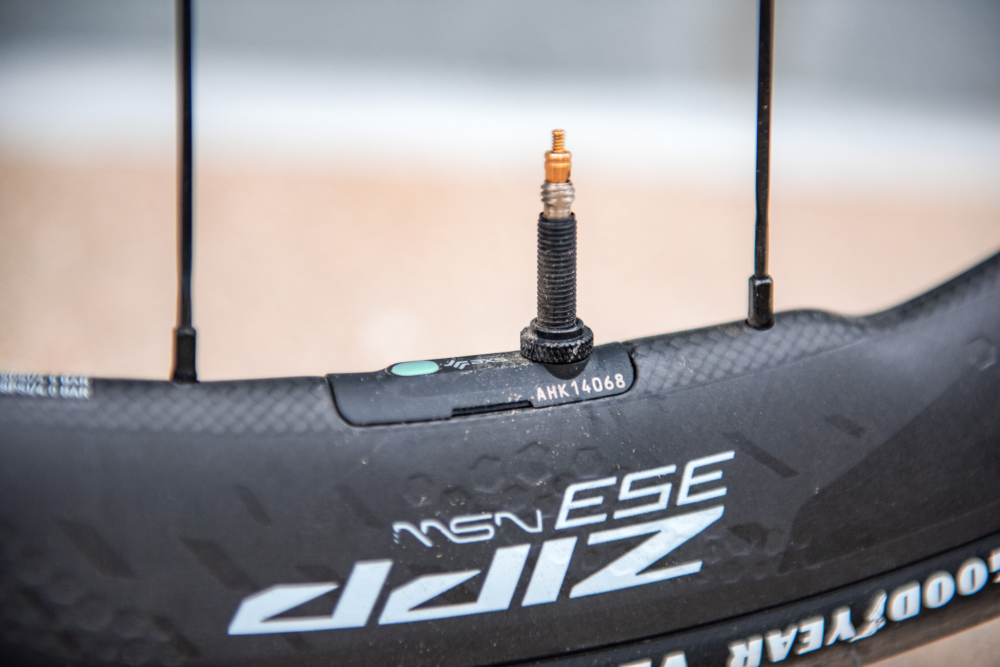 Zipp AXS wheel sensor with green light on 353 NSW wheelset