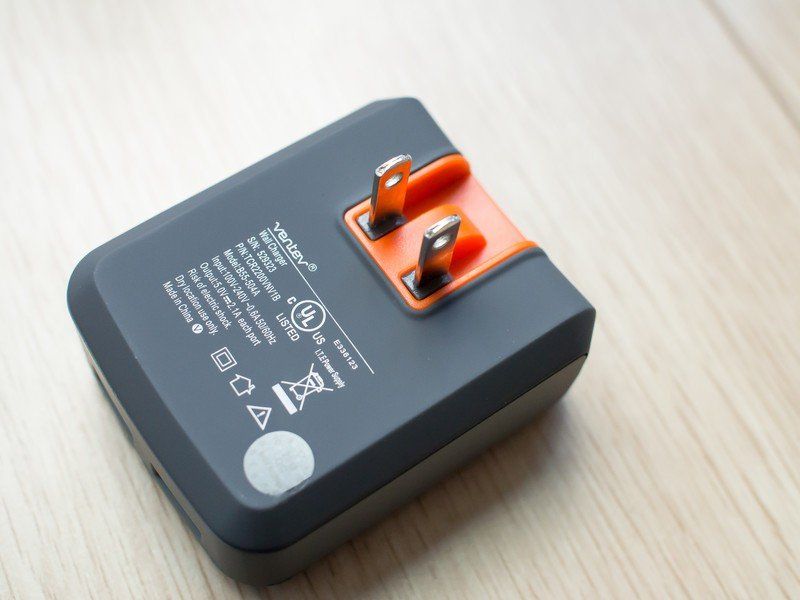 Ventev Wallport r2200