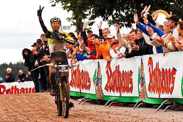 Wolfram Kurschat wins the German national cross country championship.
