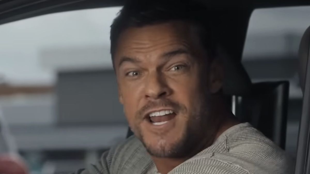 Alan Ritchson Gets Candid About Working For Two And A Half Years Straight, And Why Saying Yes To Everything Has Become Dangerous Alan Ritchson Gets Candid About Working For Two And A Half Years Straight, And Why Saying Yes To Everything Has Become Dangerous