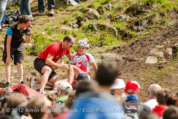Nathalie Schneitter (Colnago-S&uuml;dtirol) crashed twice and had to abandon in La Bresse, France