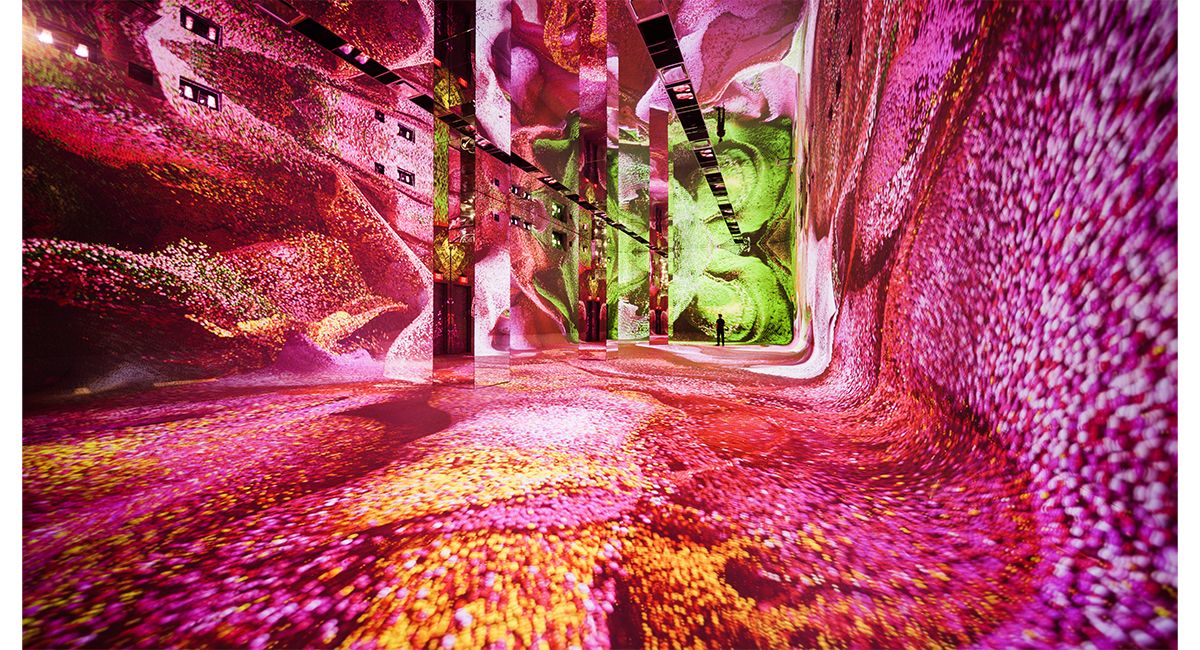 Immersive AI art at DATALAND AI art museum