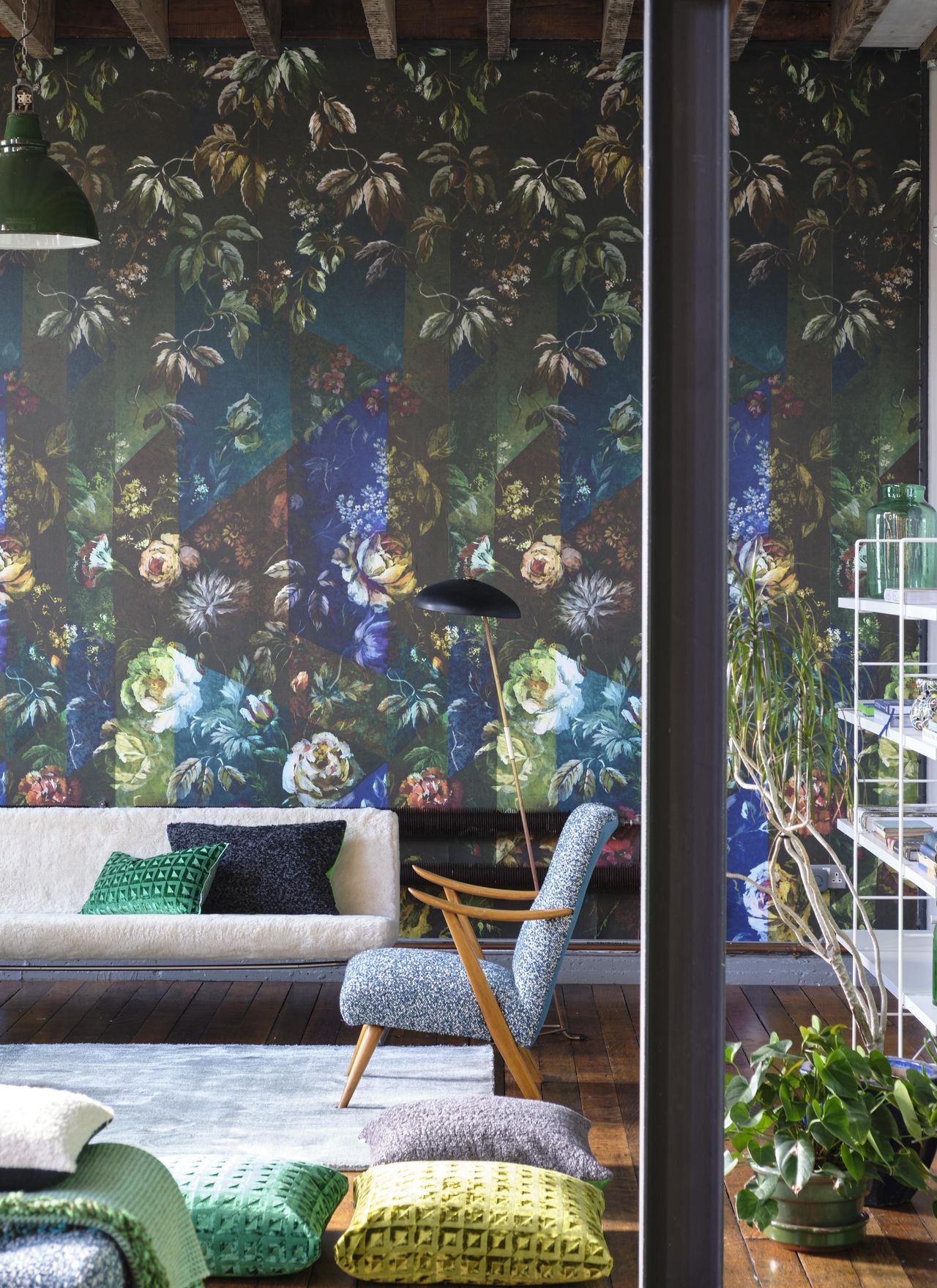 10 ways to make living room ceilings look higher | Homes & Gardens