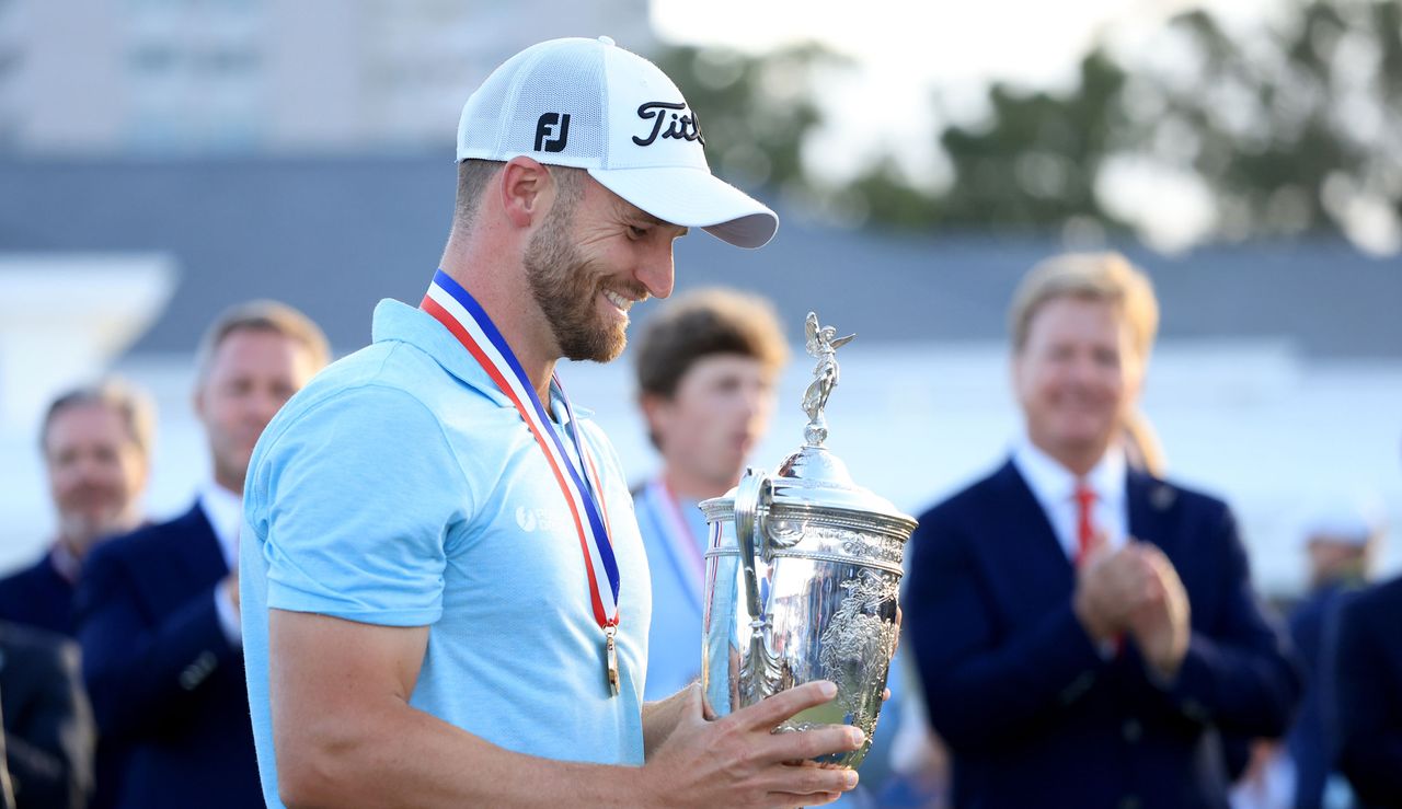 Wyndham Clark with the US Open trophy