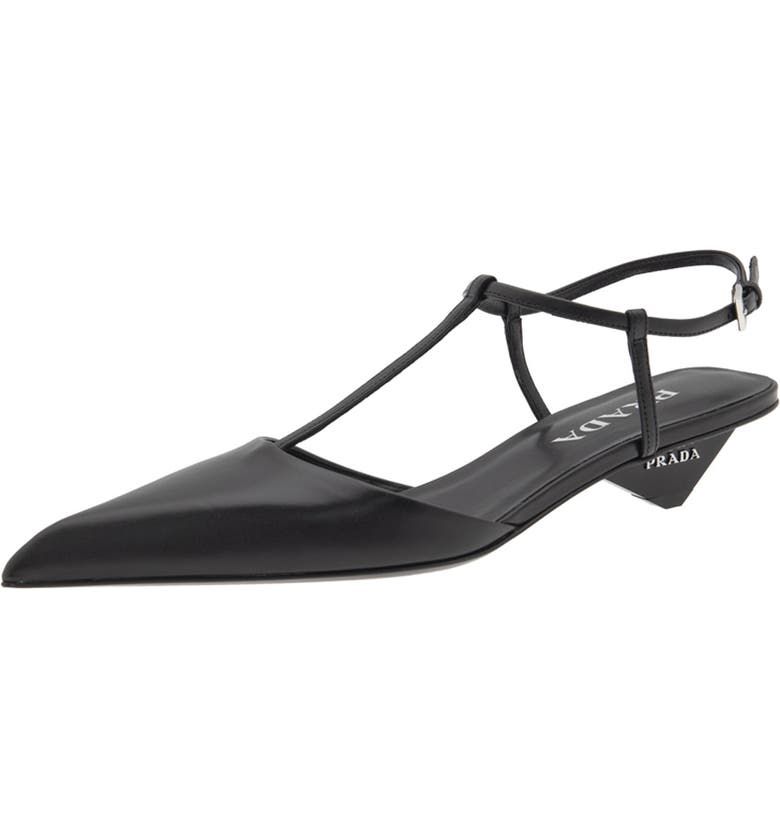 Modellerie Pointed Toe Kitten Heel Pump