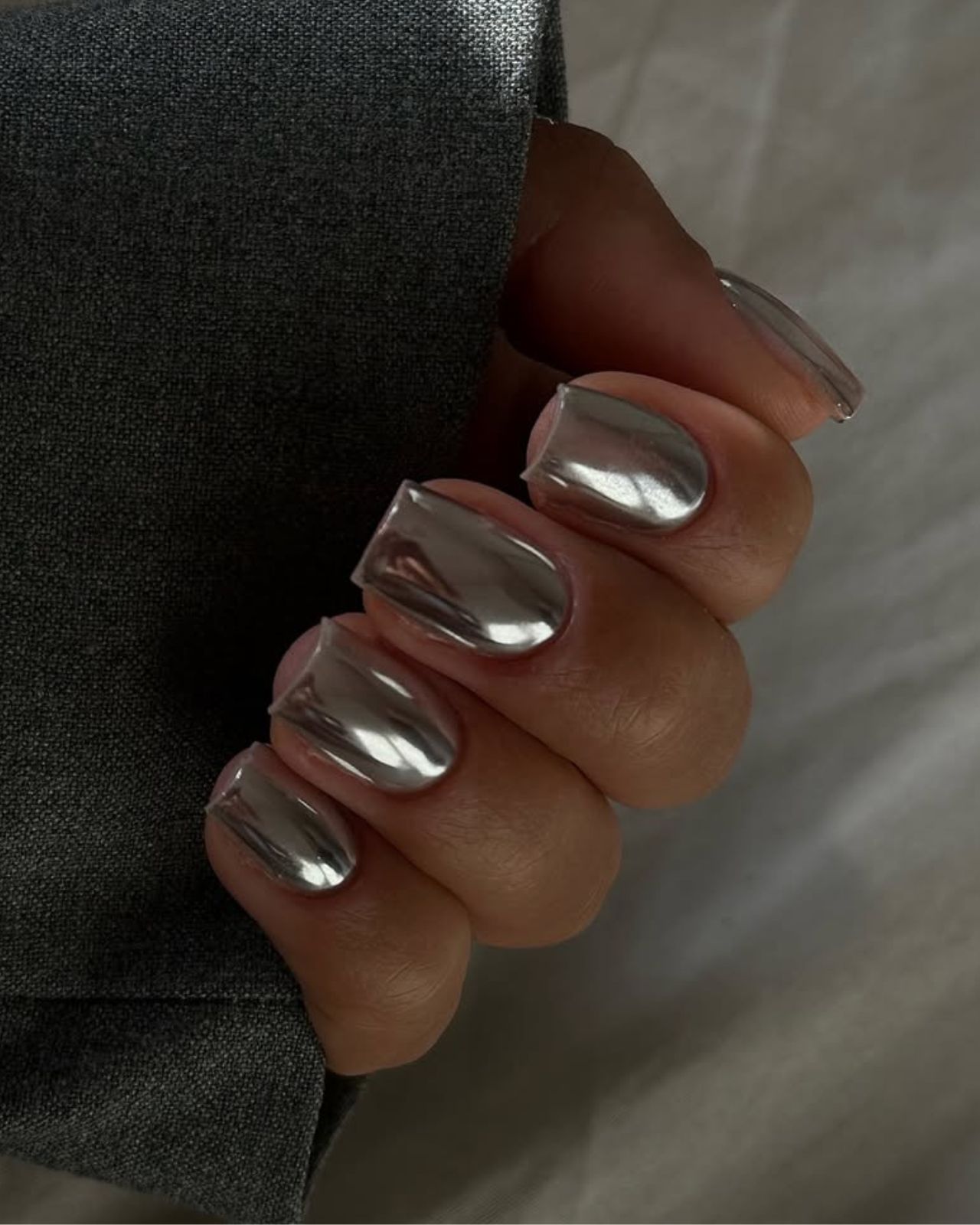 Chrome nails @gieos.room
