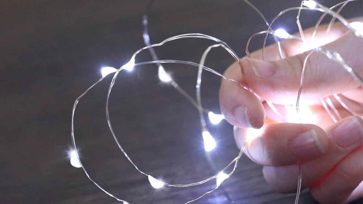 AMIR Upgraded Solar String Lights being held