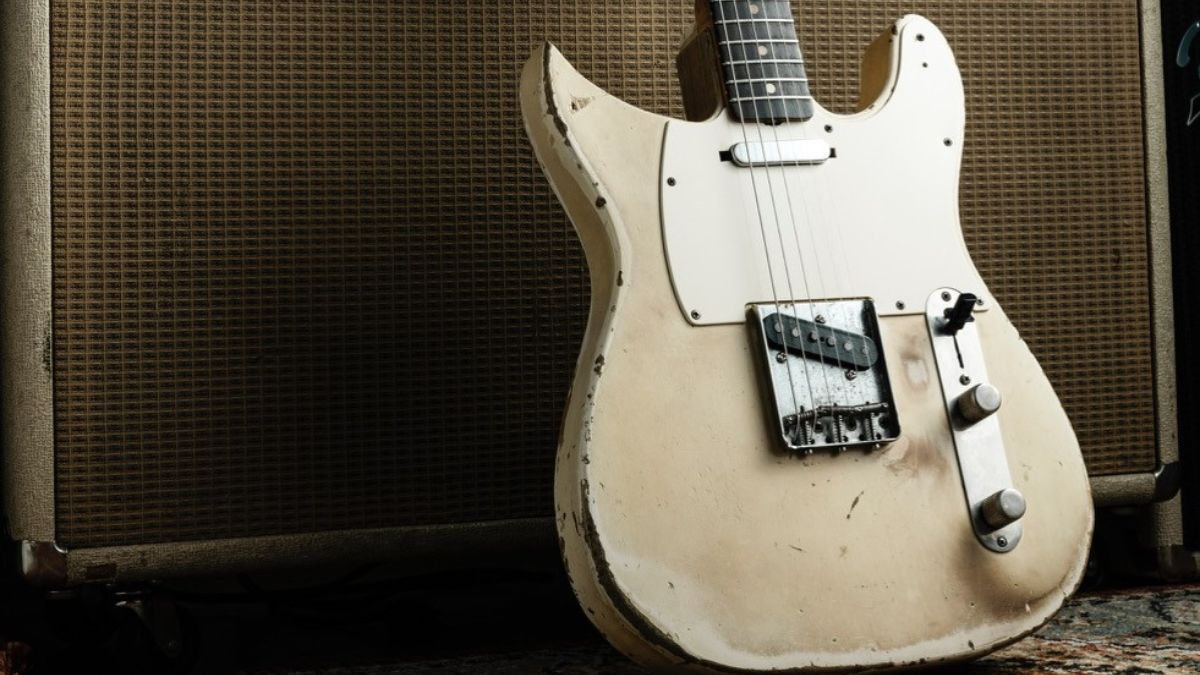 Bob Dylan&rsquo;s 1965 Newport Folk Festival Telecaster