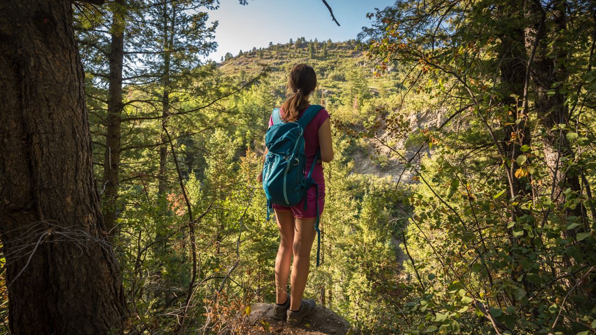 Petite Women Hiking Problems & How to Overcome Them • The Hematoma