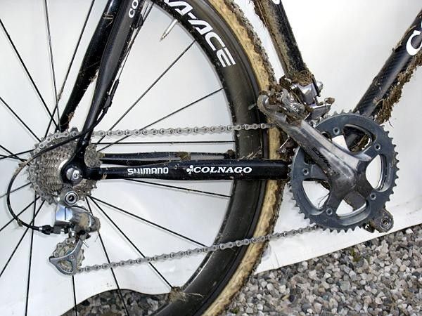 Boom's drivetrain is Shimano Dura-Ace 10-speed all the way with narrowly spaced 42/46T chainrings up front, a 12-25T cassette and XTR pedals.