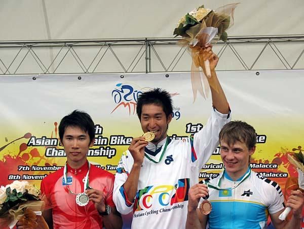 Kirill Kazantsev (Kazakhstan), Kohei Yamamoto (Japan), Chan Chun Hing (Hong Kong, China)