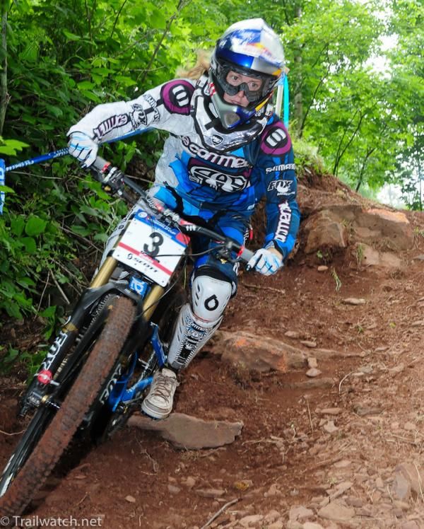 Rachel Atherton (commencal) eyeing a big drop