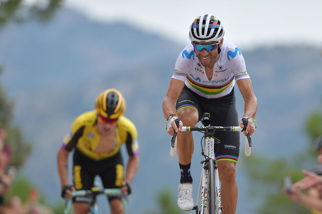 Alejandro Valverde goes for the line