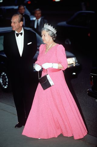 queen elizabeth best fashion 1993
