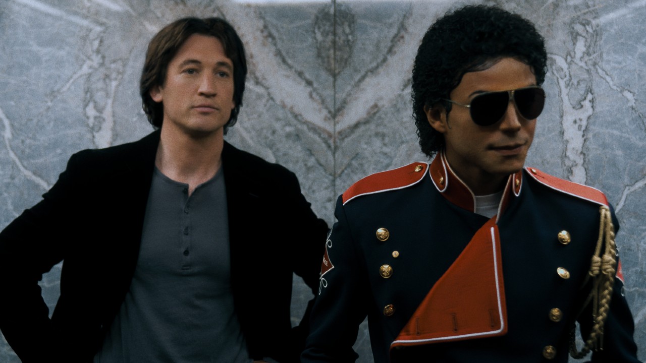 John Branca (Miles Teller) and Michael Jackson (Jaafar Jackson) stand alongside each other in Michael.