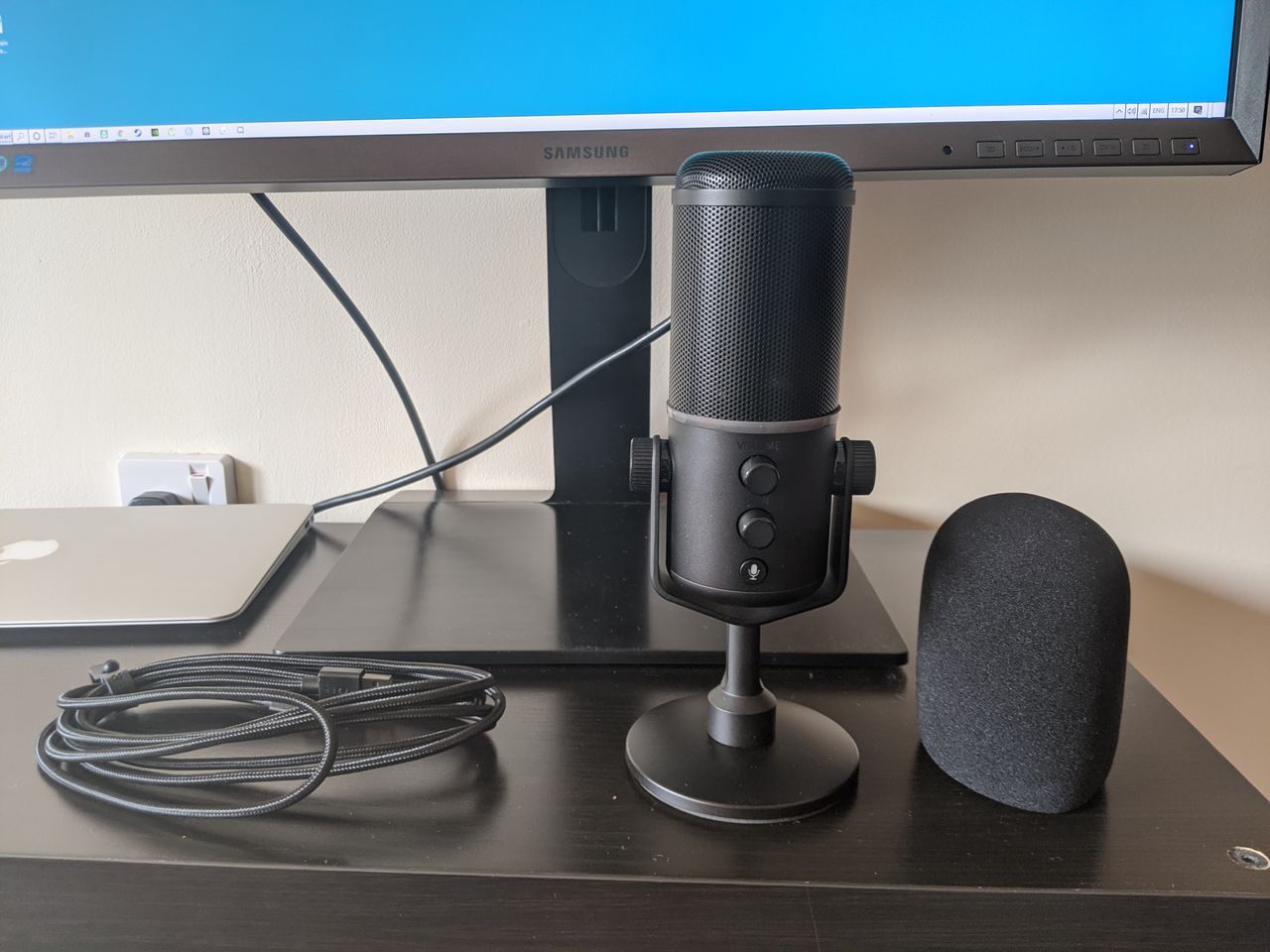 Razer Seiren Elite