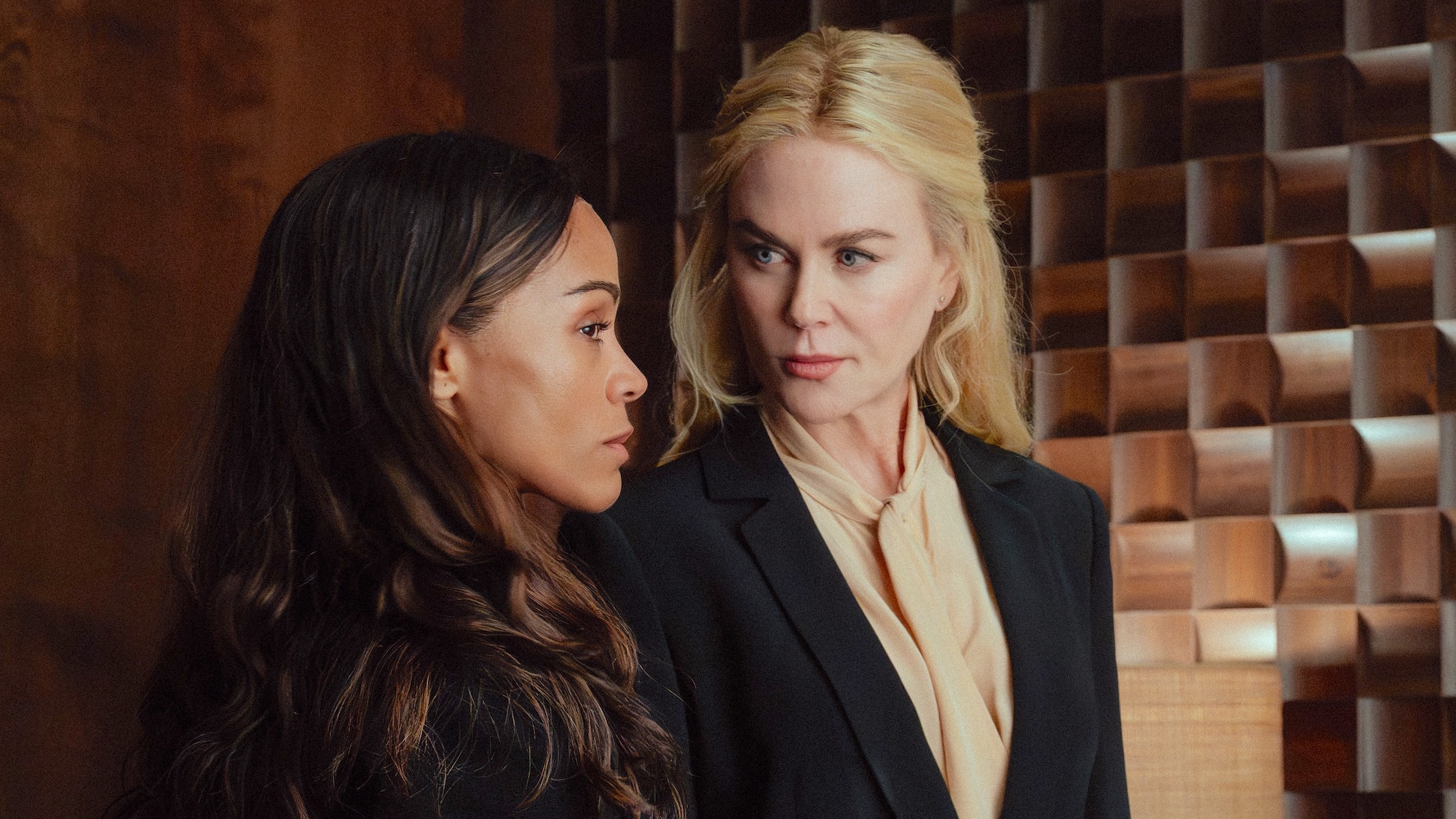 L-R: Zoe Salda&ntilde;a as Joe and Nicole Kidman as Kaitlynin Lioness, episode 8, season 3, streaming on Paramount+, 2026. Photo Credit: Ryan Green/Paramount+.