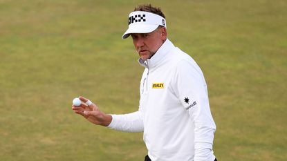 Poulter Reacts To Boos 