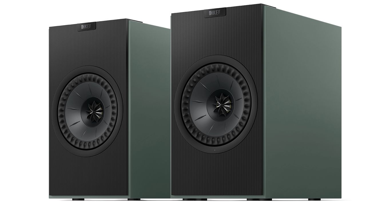 The KEF Coda W wireless speaker.