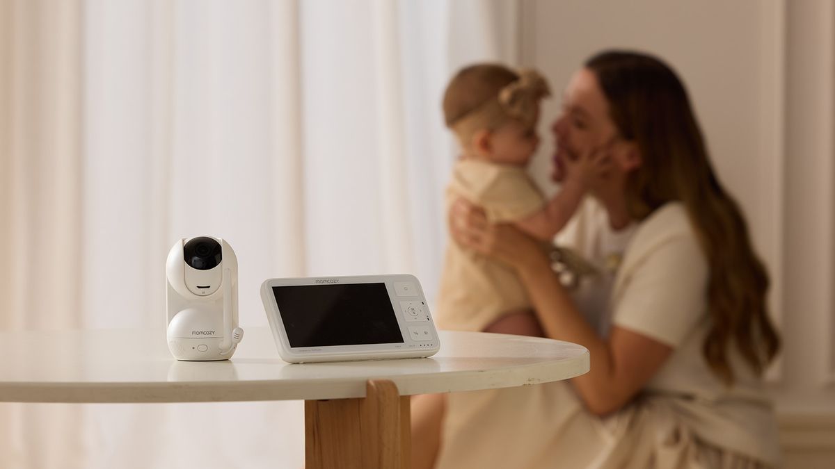 This smart baby monitor with an ultra-large screen from Momcozy is a must-have for new parents