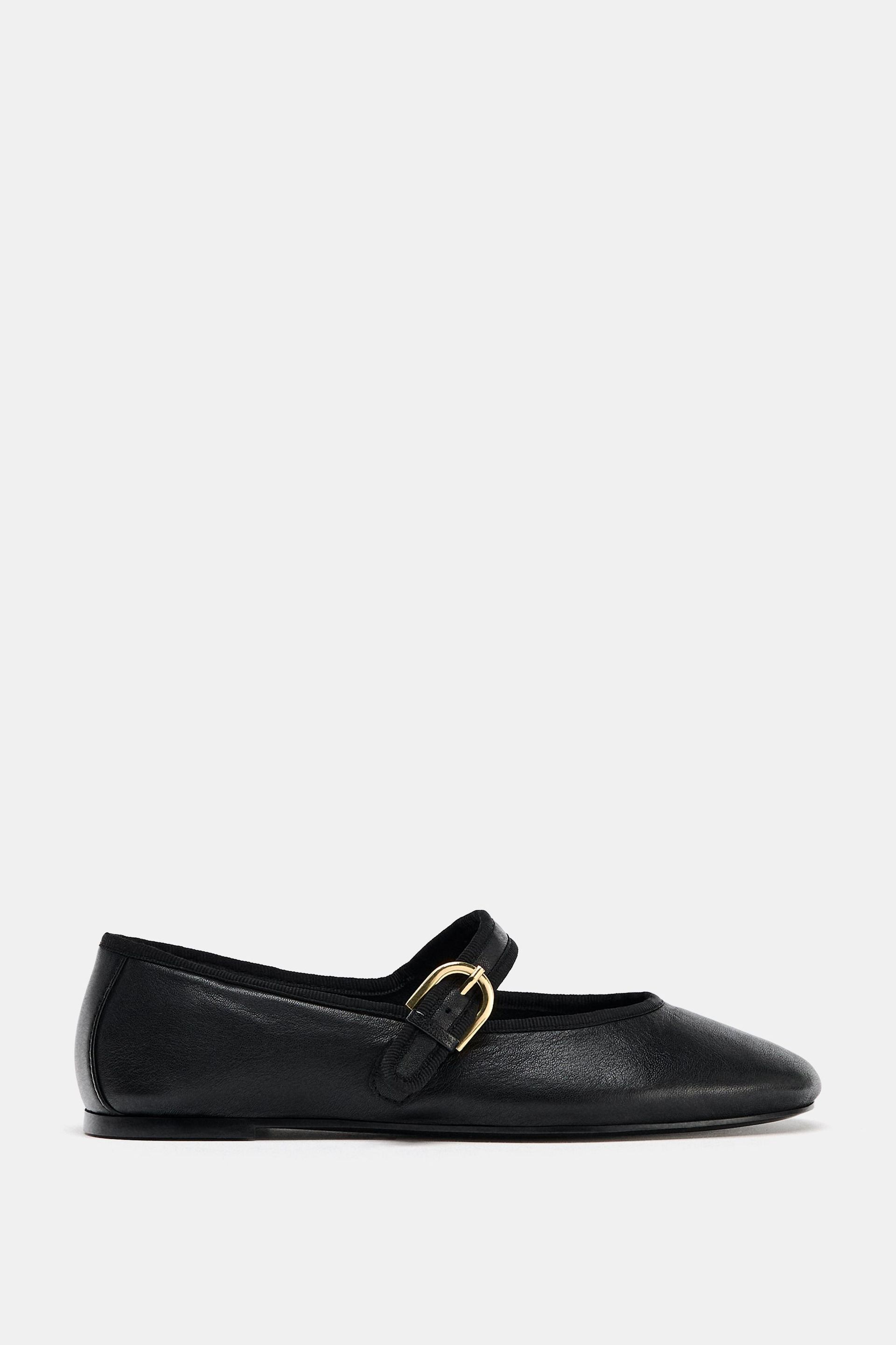 Flat Leather Ballerinas
