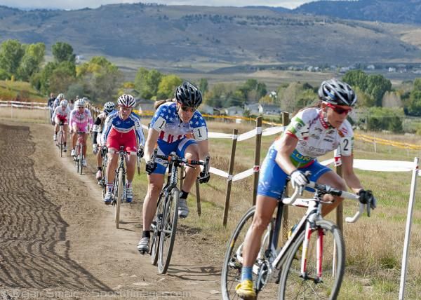 The women field strung out before the make a left and drop down the hill