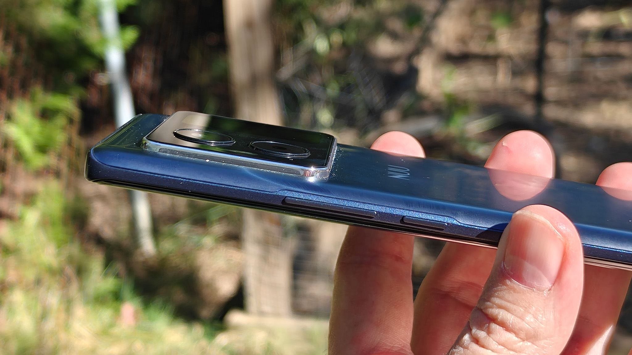 The right side and camera island on the NUU B40 5G