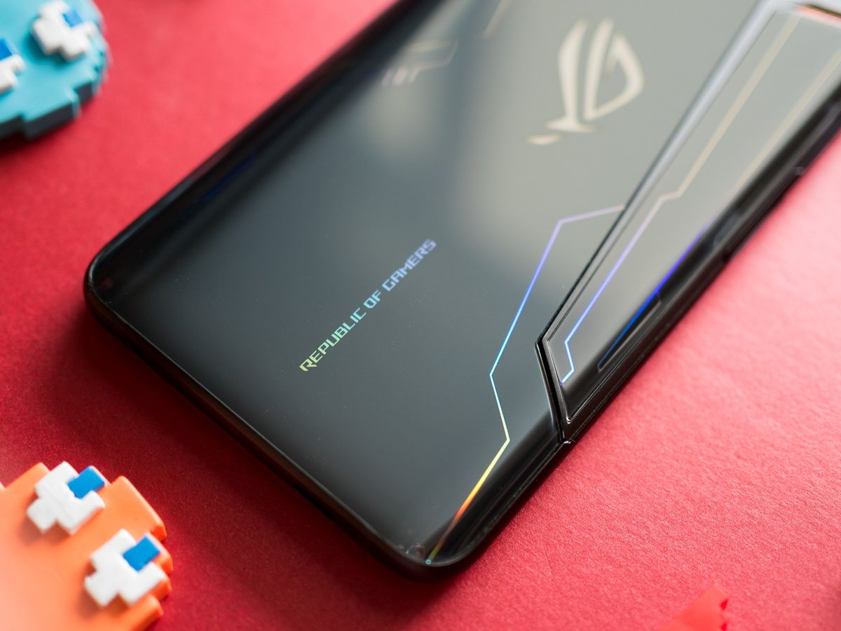 ASUS ROG Phone II finally picks up the stable Android 11 update ...