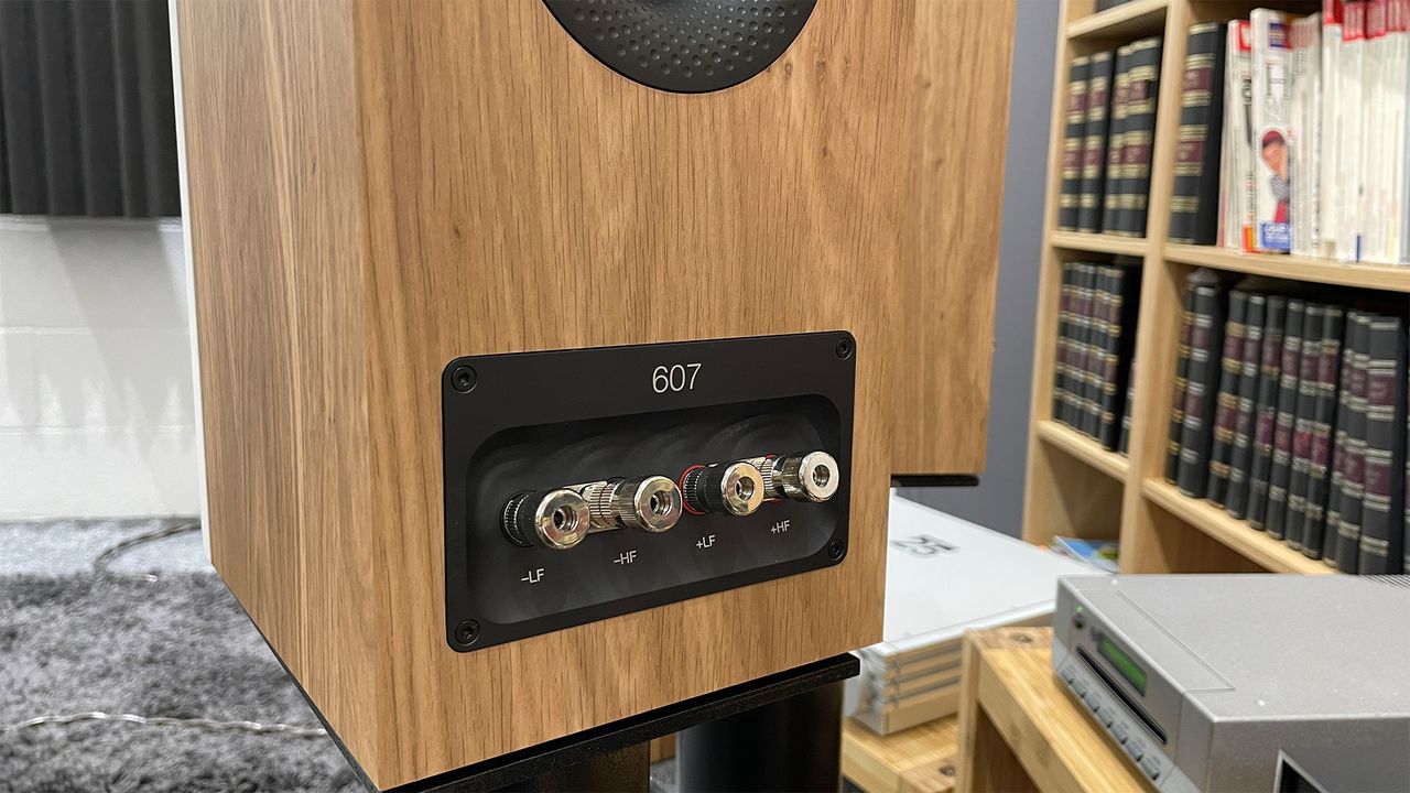 Standmount speakers: Bowers &amp; Wilkins 607 S3