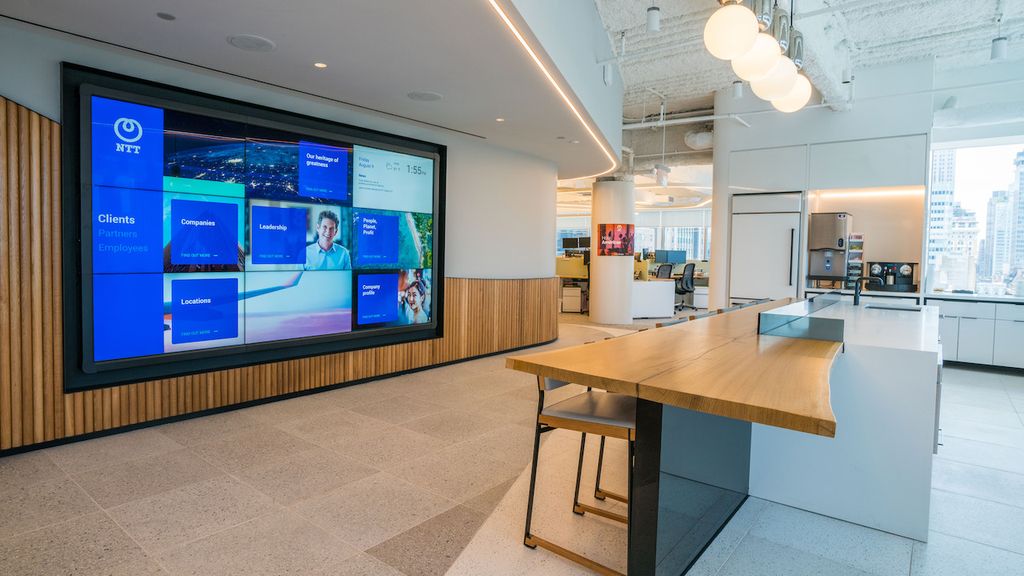 Interactive Video Wall Fosters Engagement for Global Tech Company