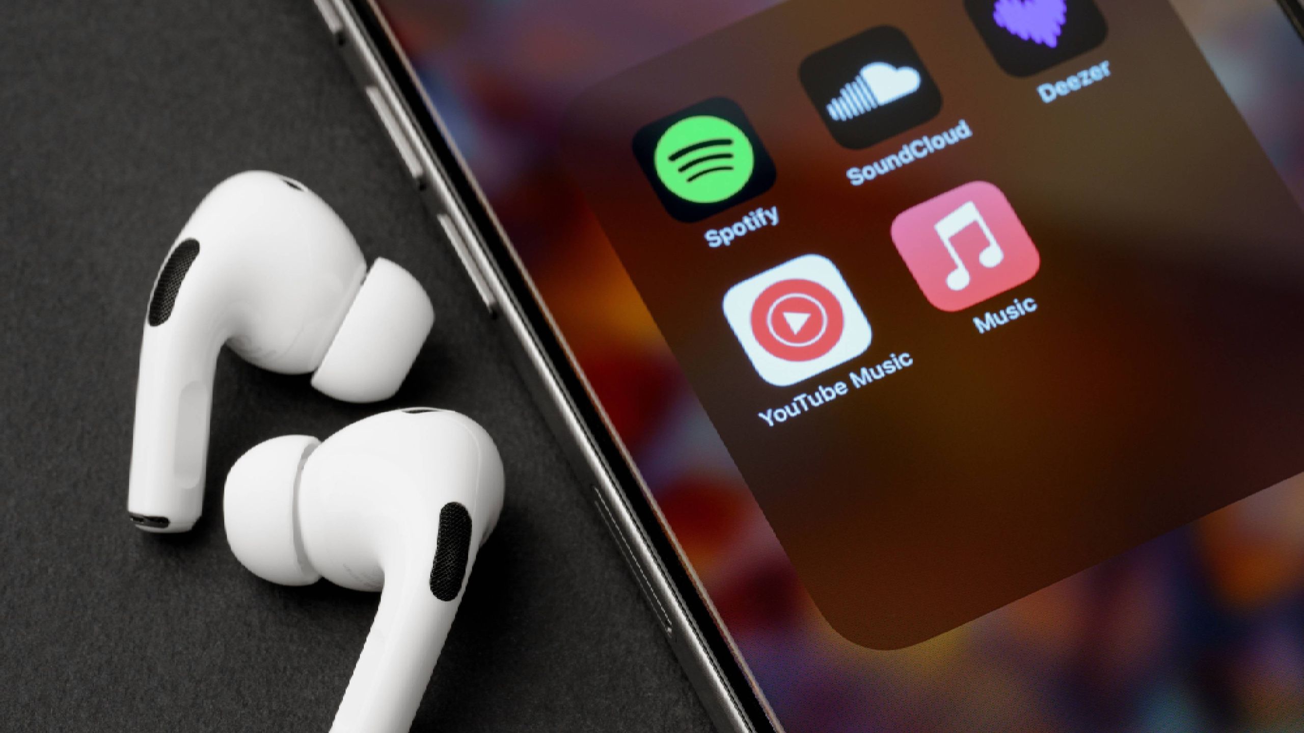 AirPods بالاخره یک EQ سفارشی در iOS 27 دریافت میکند – در اینجا نحوه تعمیر صدای خود آورده شده است AirPods بالاخره یک EQ سفارشی در iOS 27 دریافت میکند – در اینجا نحوه تعمیر صدای خود آورده شده است