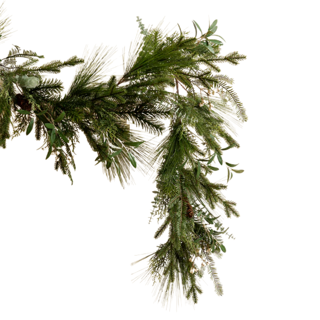 6&#039; Pinecone &amp;amp; Berries Faux Garland