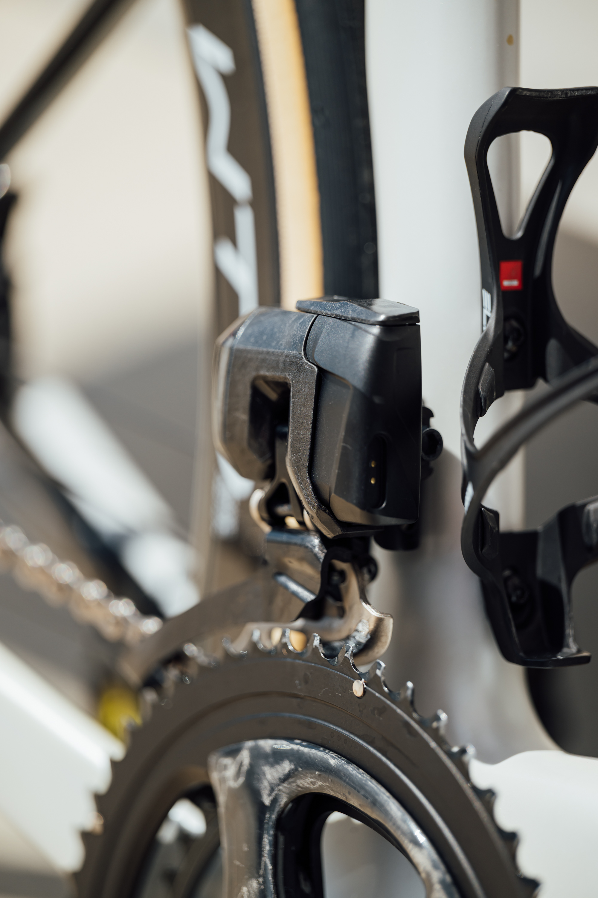 A close up of Campagnolo's new Super Record Wireless groupset