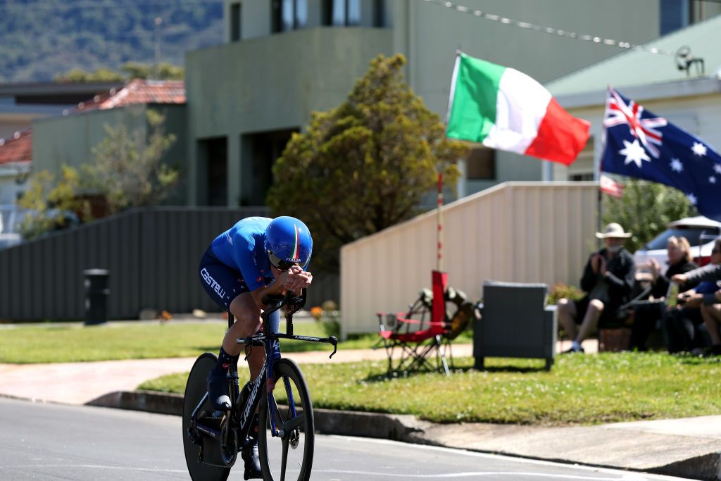WOLLONGONG AUSTRALIA SEPTEMBER 18 Vittoria Guazzini of Italy sprints during the 95th UCI Road World Championships 2022 Women Individual Time Trial a 342km individual time trial race from Wollongong to Wollongong Wollongong2022 on September 18 2022 in Wollongong Australia Photo by Con ChronisGetty Images