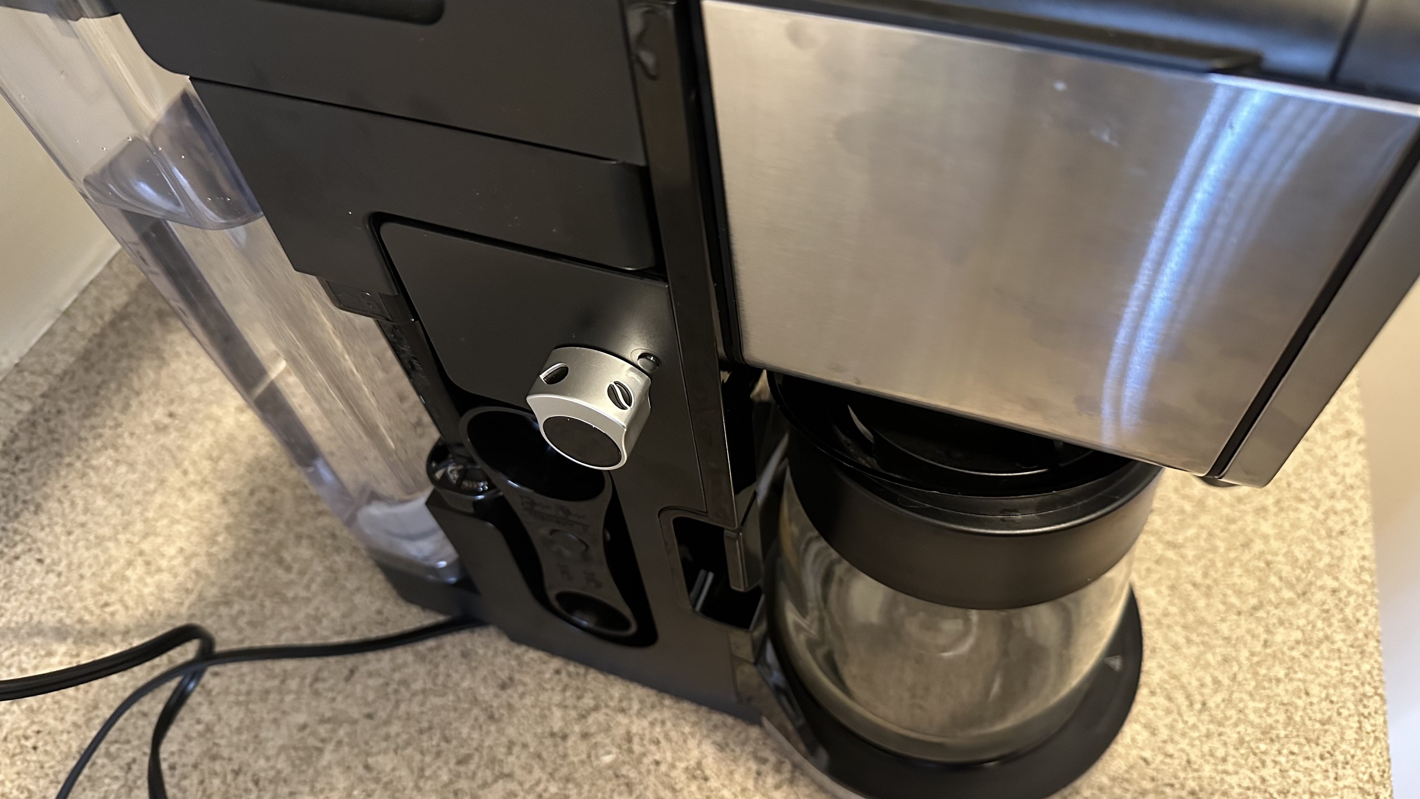 Knob to switch from coffee to hot water with Ninja Smart Scoop and milk frother