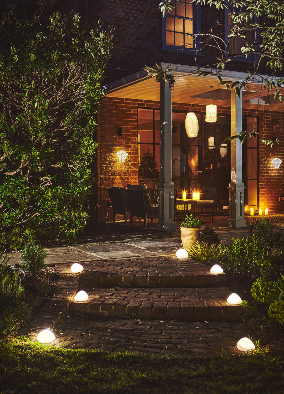 covered deck with solar powered step lights