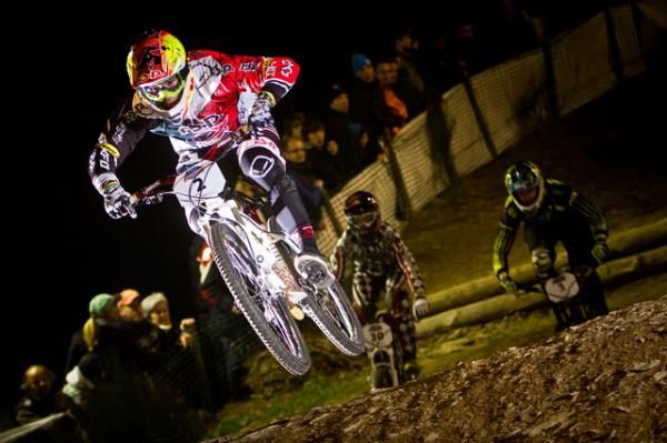 Tomas Slavik on his way to winning