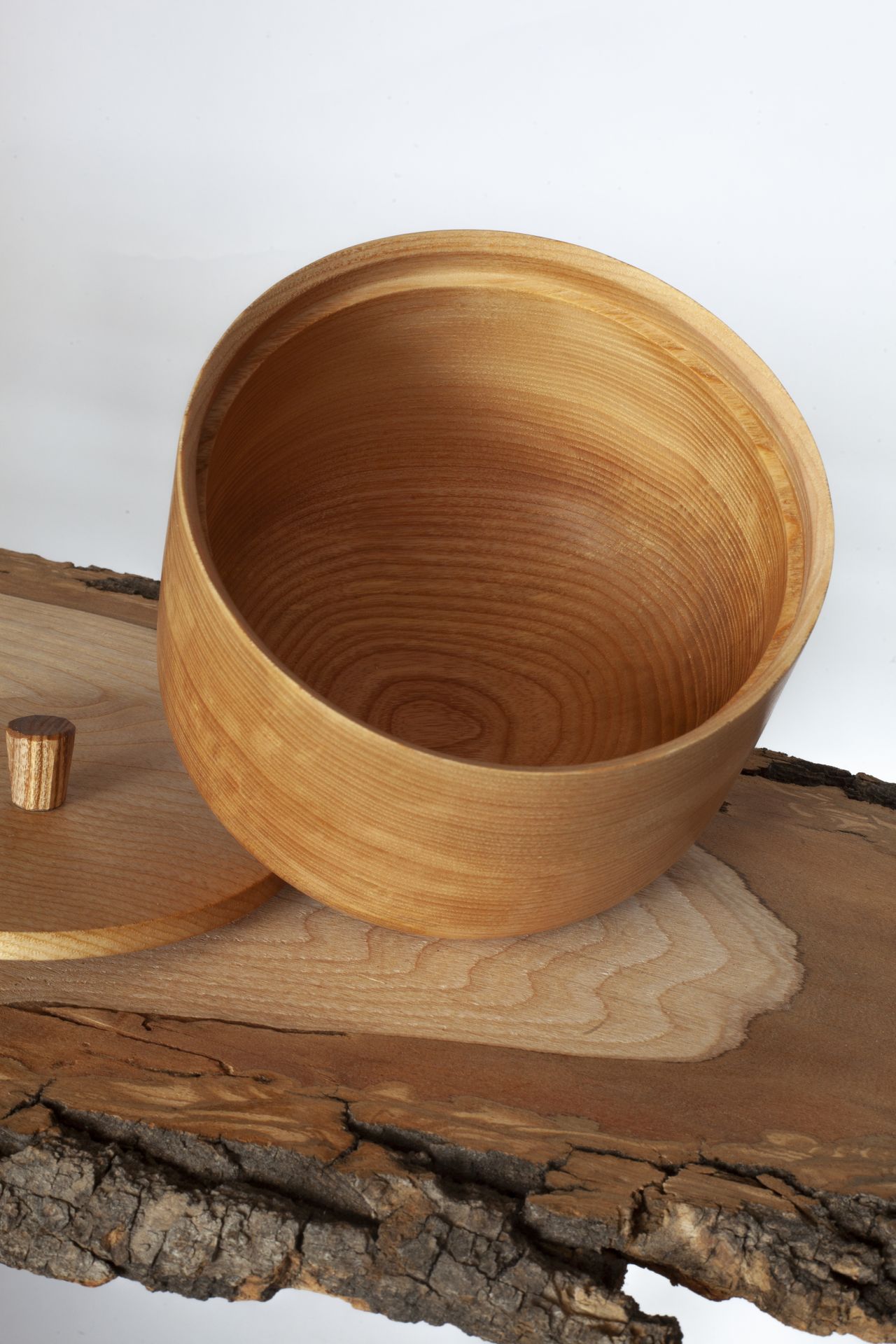 contemporary urn